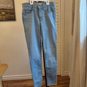 NWT Levi's Women's Light Blue Shaping Skinny Jeans Filiforme Moulant 25